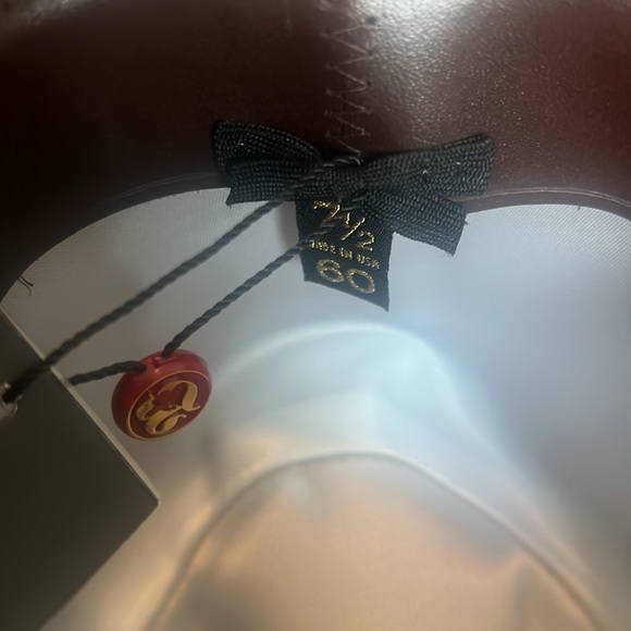 Biltmore hat burgundy - Picture 7 of 9